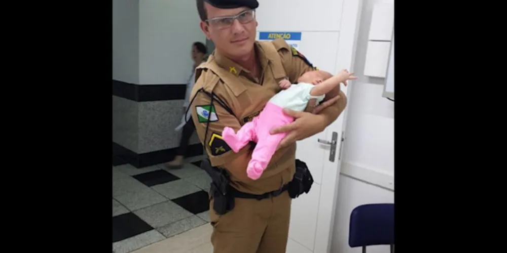 Imagem ilustrativa da imagem Policial militar salva recém-nascido com parada respiratória 