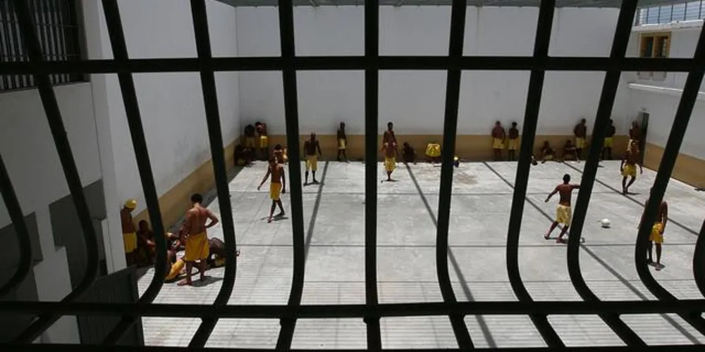 Imagem ilustrativa da imagem População carcerária cresce quase 30% em cinco anos