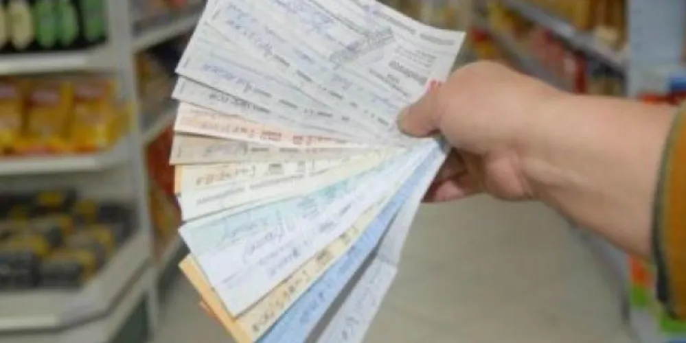 Imagem ilustrativa da imagem Número de cheques devolvidos no país é o mais alto desde 2009