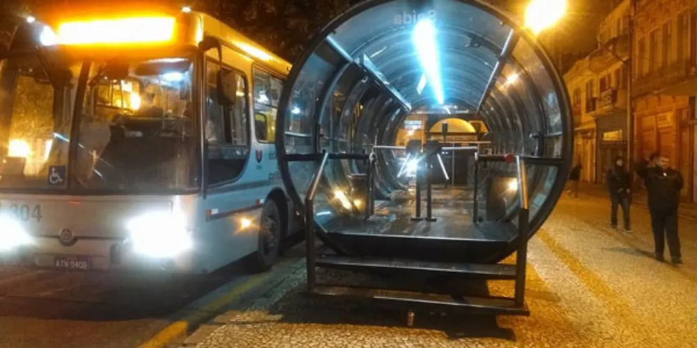 Imagem ilustrativa da imagem Após quatro dias, acaba greve de ônibus em Curitiba e região