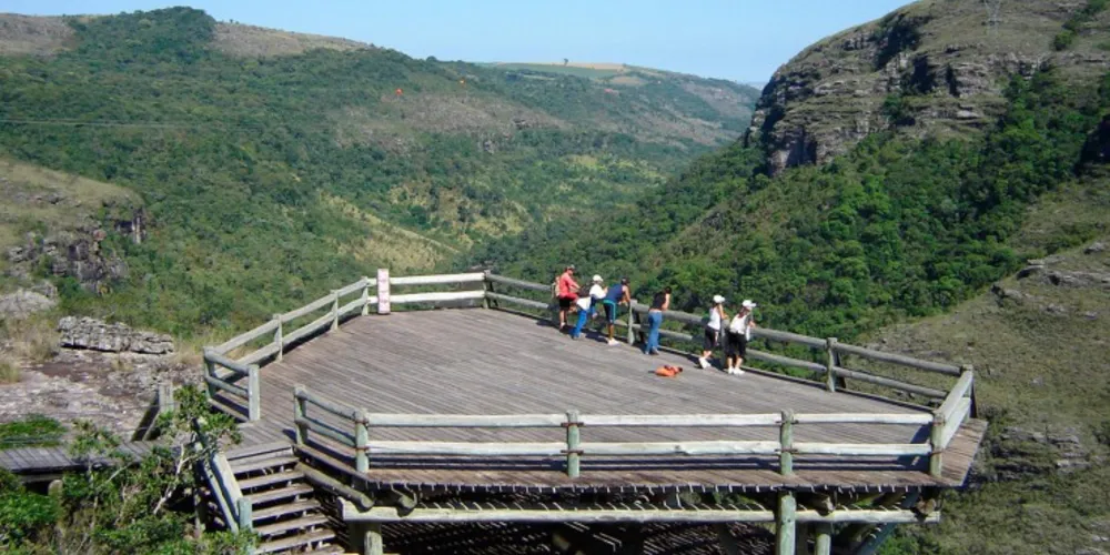 Imagem ilustrativa da imagem Governo do Paraná preserva o sexto maior cânion do planeta