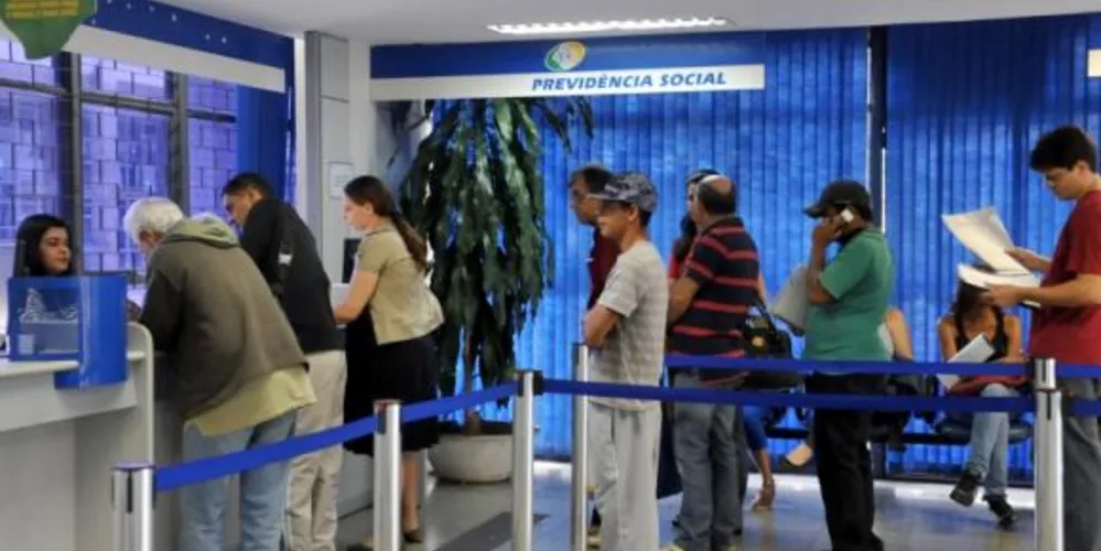 Imagem ilustrativa da imagem INSS reajusta benefícios acima de um salário mínimo