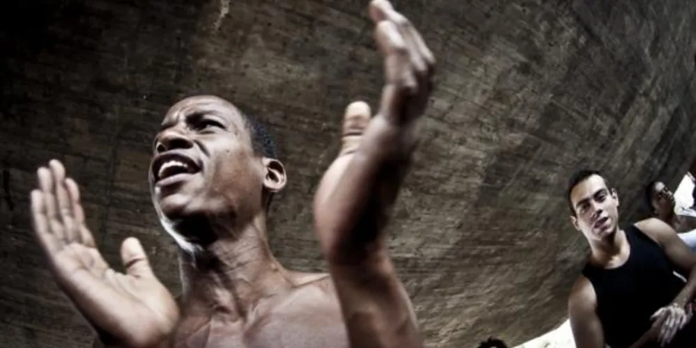 Imagem ilustrativa da imagem Jovens negros correm mais riscos de morrer do que brancos
