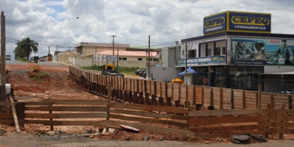 Imagem ilustrativa da imagem Obras da trincheira e de cadeia estão paralisadas