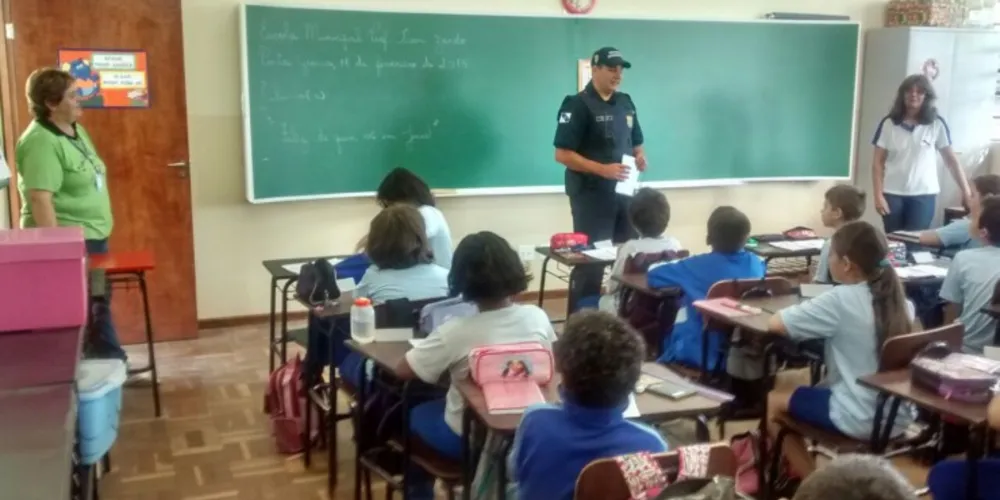 Imagem ilustrativa da imagem ‘Cidadania na Escola’ retoma atividades na rede municipal