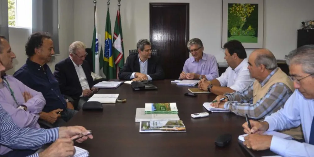 Imagem ilustrativa da imagem Governo estadual avalia desafios da agricultura
