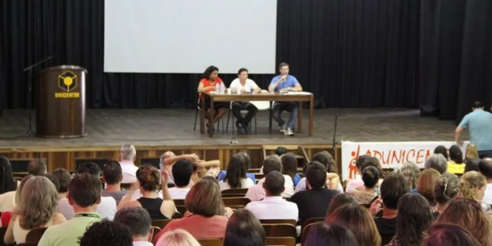 Imagem ilustrativa da imagem Professores da Unicentro decidem pela continuidade da greve