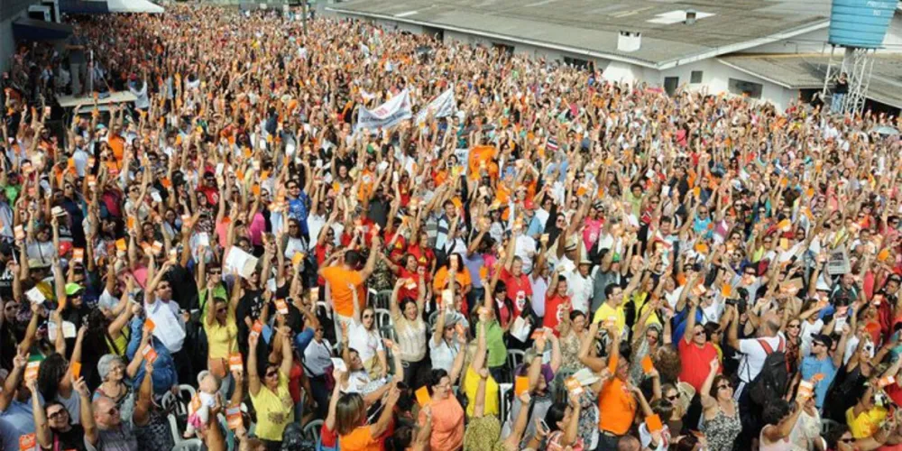 Imagem ilustrativa da imagem Assembleia que pode encerrar greve fica para quarta-feira