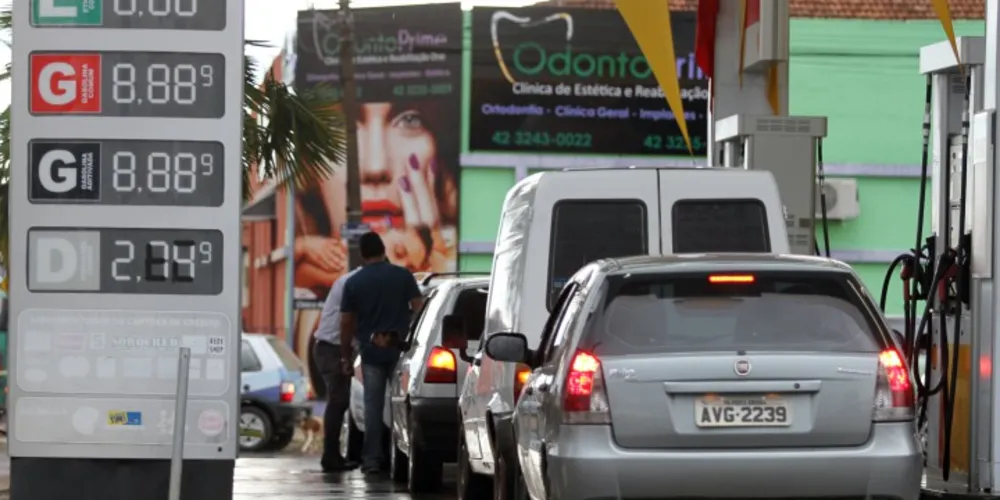 Imagem ilustrativa da imagem Postos de Carambeí podem ficar sem gasolina hoje