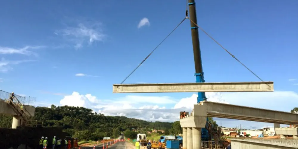 Imagem ilustrativa da imagem Obras em entroncamento fecham pista em Jaguariaíva