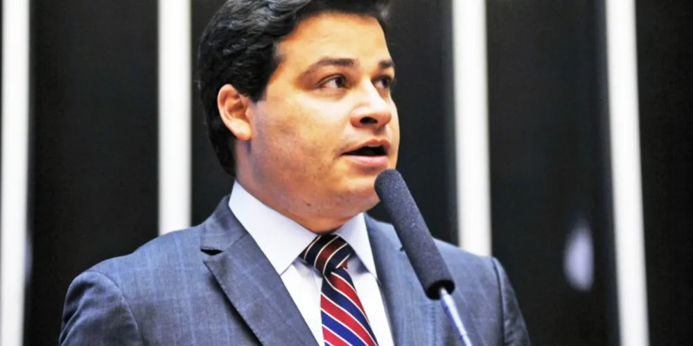 Imagem ilustrativa da imagem Sandro Alex cobra repasse de recursos para os municípios