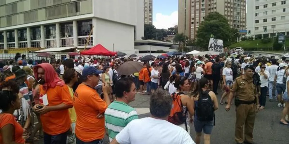 Imagem ilustrativa da imagem Clima é tenso na Assembleia e votação é incerta