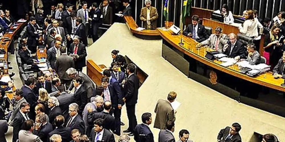 Imagem ilustrativa da imagem Câmara instala comissão para debater reforma política