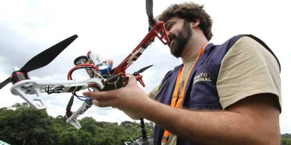 Imagem ilustrativa da imagem Perito de PG desenvolve drone para investigações