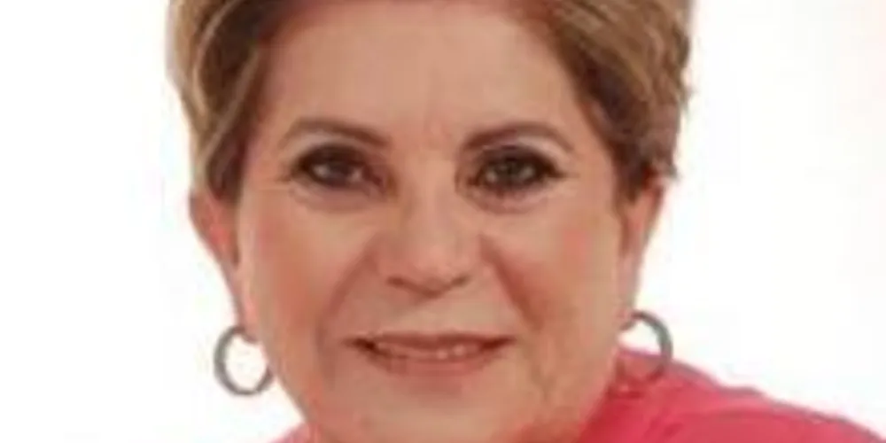 Imagem ilustrativa da imagem Elizabeth Schmidt secretária de Administração de PG