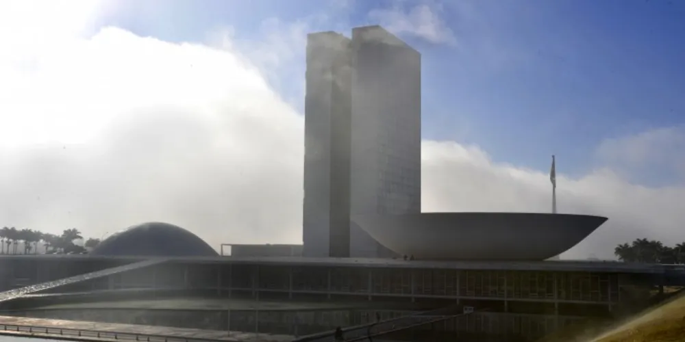 Imagem ilustrativa da imagem Redução da maioridade penal pode ser votada hoje na CCJ