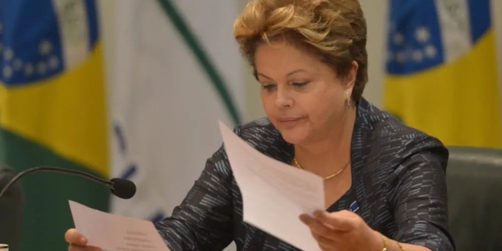 Imagem ilustrativa da imagem Dilma cancela agenda por problemas de saúde da mãe