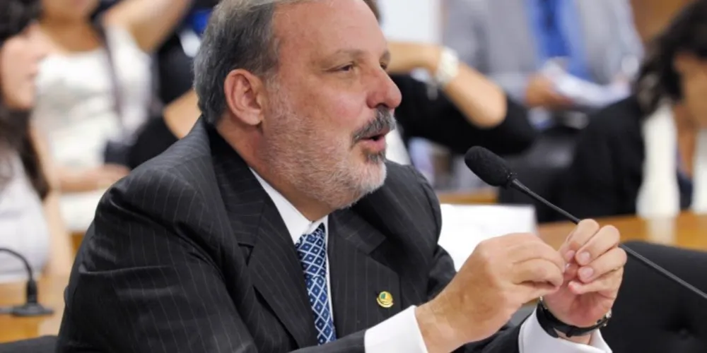 Imagem ilustrativa da imagem Dólar alto pode dar fôlego à economia do país