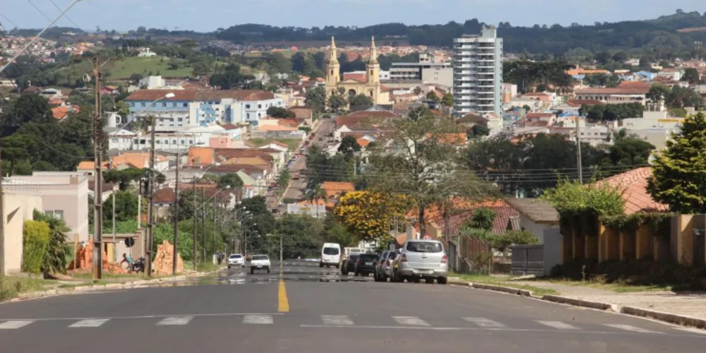 Imagem ilustrativa da imagem Castro investe R$ 21 milhões em pavimentação