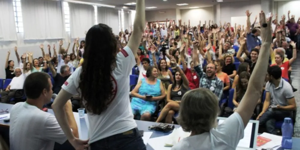 Imagem ilustrativa da imagem Professores da UEPG decidem manter greve