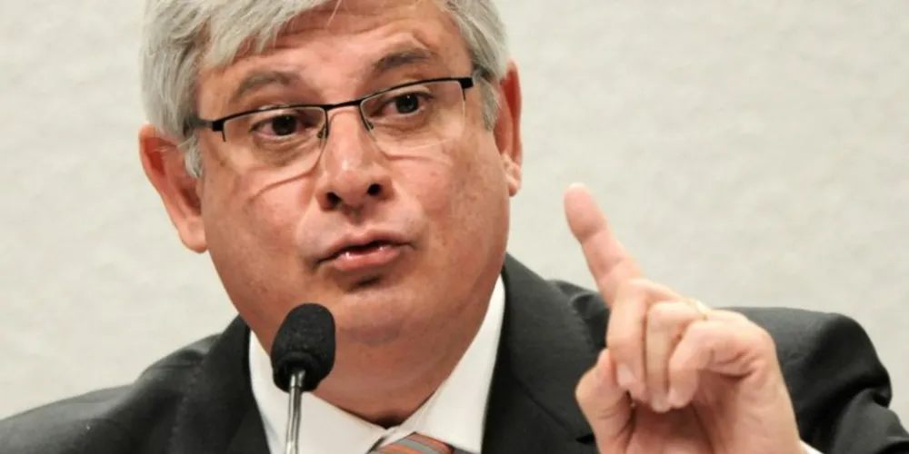 Imagem ilustrativa da imagem Procurador cita 54 pessoas na lista da Lava Jato
