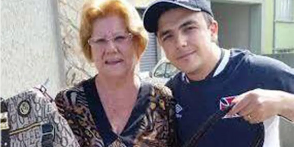 Imagem ilustrativa da imagem Deputado de PG persegue ladrão e recupera bolsa