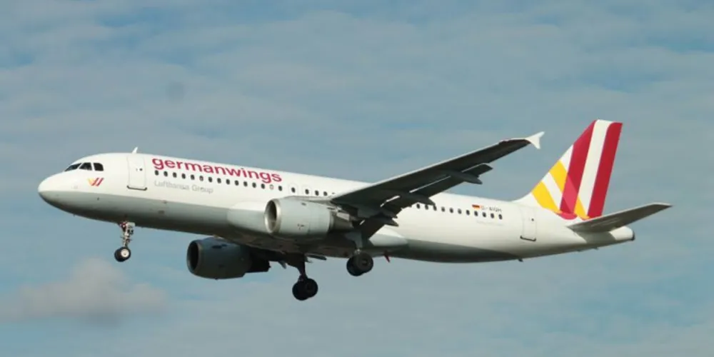 Imagem ilustrativa da imagem Governo diz que copiloto derrubou avião de propósito
