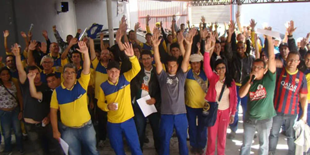 Imagem ilustrativa da imagem Trabalhadores dos Correios decidem greve nesta terça