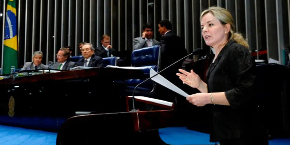 Imagem ilustrativa da imagem Lista da Lava Jato salva Aécio e inclui Gleisi e Paulo Bernardo