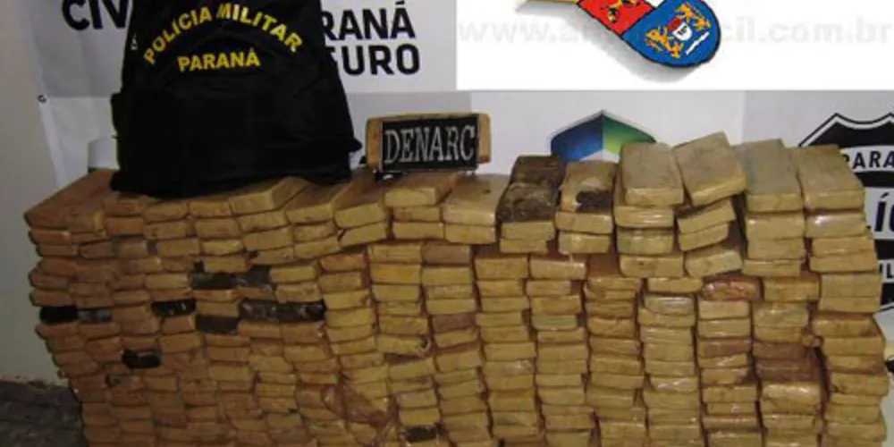 Imagem ilustrativa da imagem Polícia prende cinco com 271 kg de maconha no norte do PR