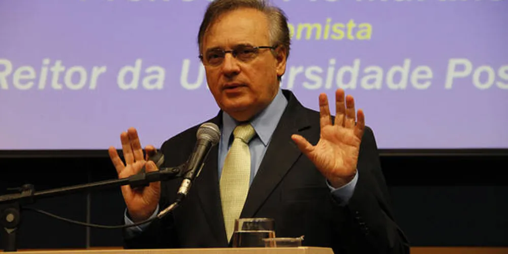 Imagem ilustrativa da imagem José Pio Martins faz palestra em Ponta Grossa na segunda