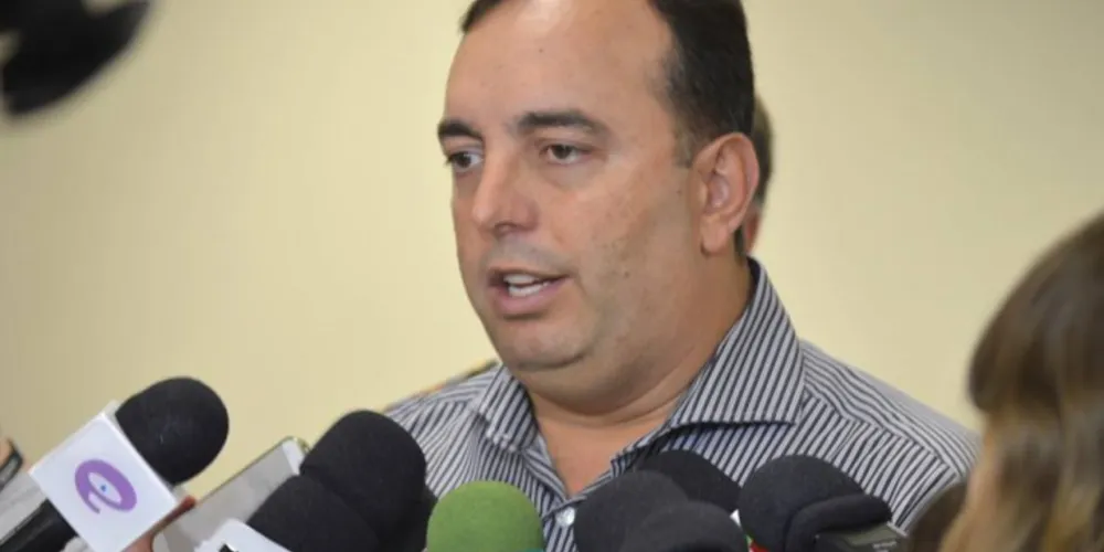 Imagem ilustrativa da imagem Secretário diz que empresa fraudou documentos