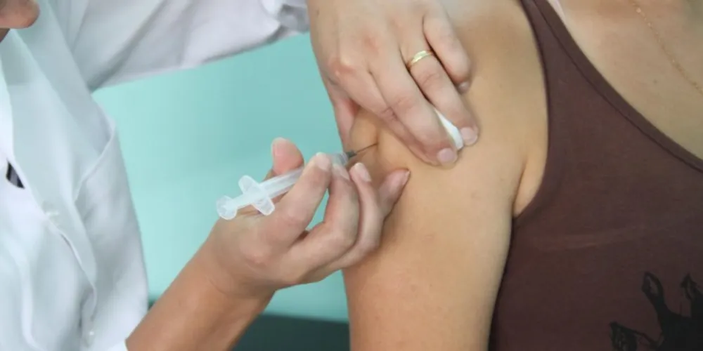 Imagem ilustrativa da imagem Faixa etária para vacinação contra o HPV é ampliada