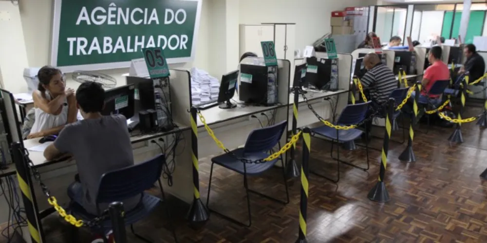 Imagem ilustrativa da imagem Oferta de emprego cai 26% em Ponta Grossa