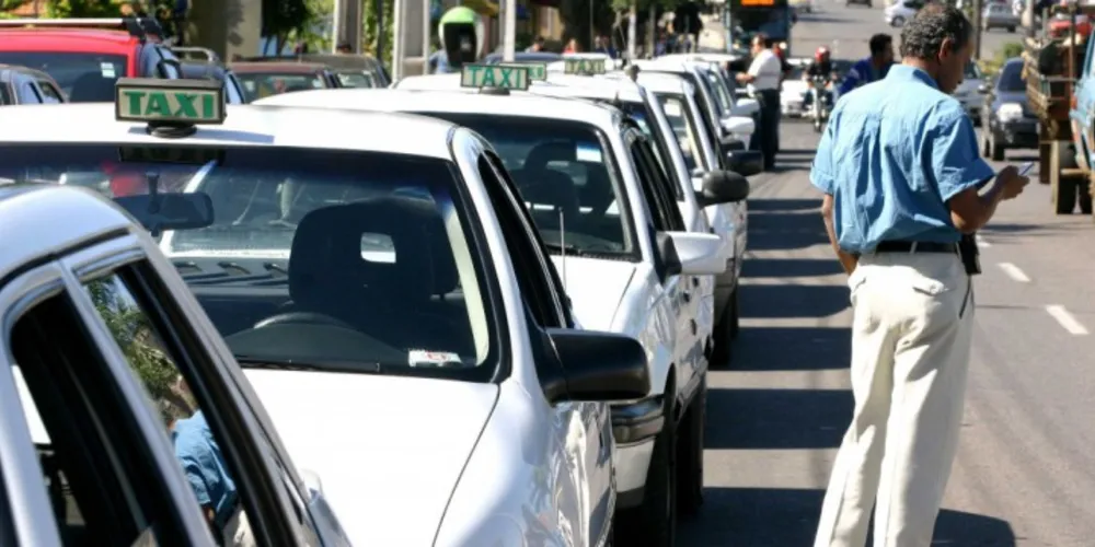Imagem ilustrativa da imagem Taxistas deverão passar por curso de formação