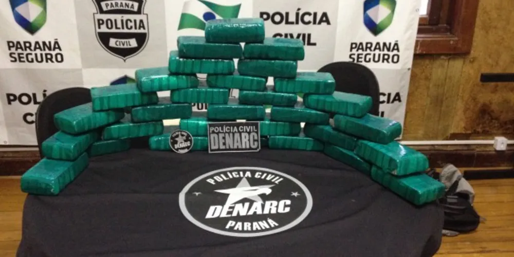 Imagem ilustrativa da imagem Garotas são flagradas com maconha na rodoviária