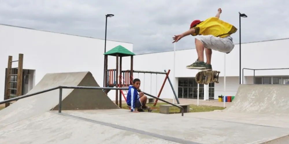 Imagem ilustrativa da imagem PG inaugura novo Centro Cultural e de Esportes