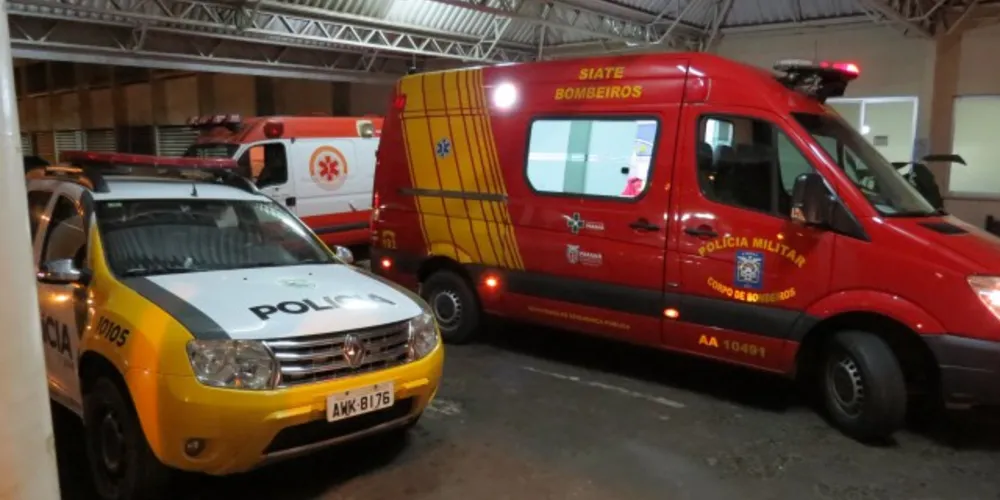 Imagem ilustrativa da imagem Homem para no hospital após roubar e capotar carro em PG