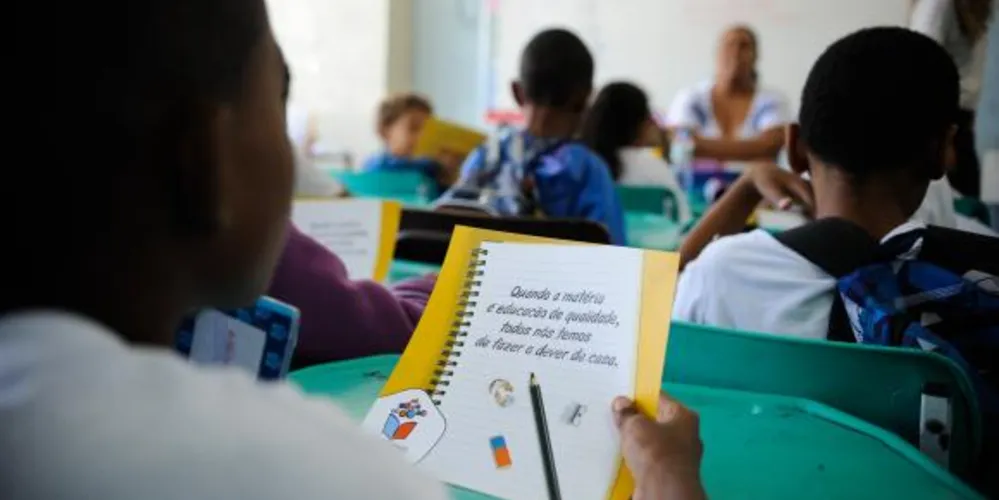 Imagem ilustrativa da imagem Professores pedem formação para educação de qualidade