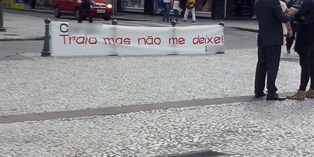 Imagem ilustrativa da imagem Pedido inusitado chama a atenção no centro de Curitiba