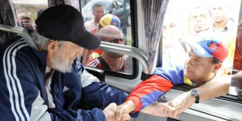 Imagem ilustrativa da imagem Fidel Castro reaparece em público após 14 meses