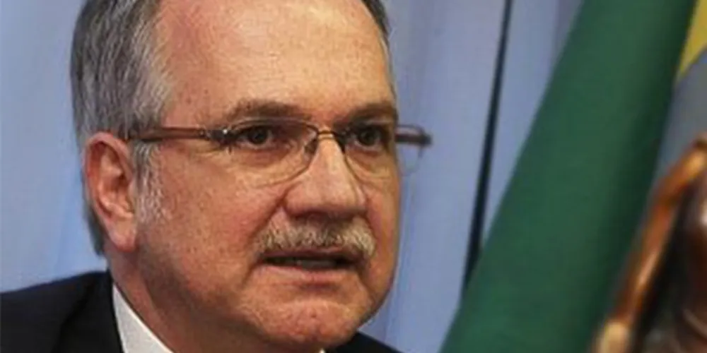 Imagem ilustrativa da imagem Luiz Edson Facchin será indicado por Dilma ao STF