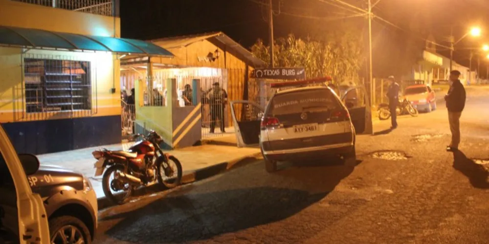 Imagem ilustrativa da imagem Segurança promove fiscalização noturna no interior de Castro