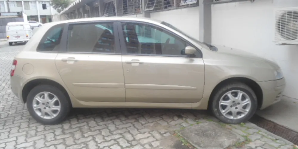Imagem ilustrativa da imagem Homem usa carro da sogra para arrombar casas e é preso