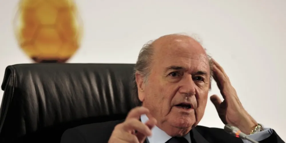 Imagem ilustrativa da imagem Reeleito, Blatter diz que missão é colocar Fifa no caminho