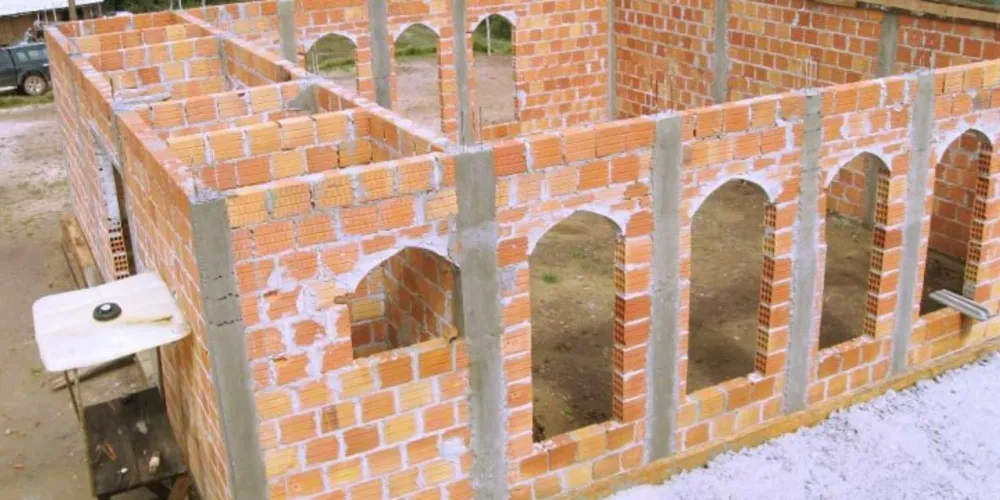 Imagem ilustrativa da imagem Beneditinos pedem ajuda para construir nova sede