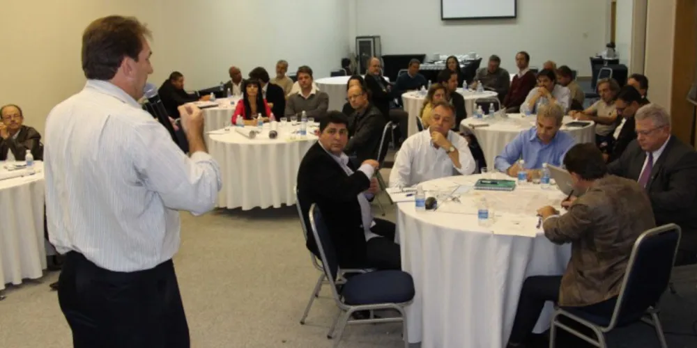 Imagem ilustrativa da imagem Autoridades debatem infraestrutura e logística em PG