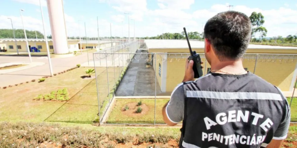 Imagem ilustrativa da imagem Agentes penitenciários do PR decretam greve geral