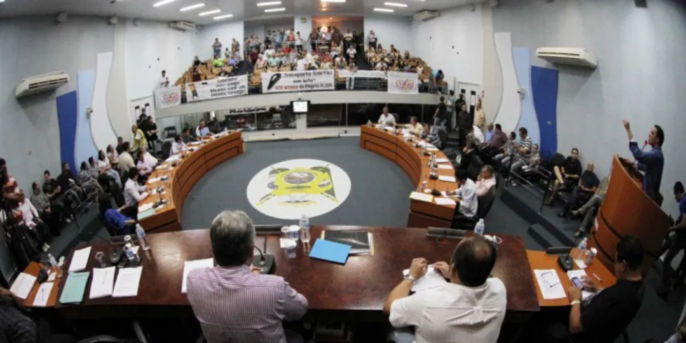 Imagem ilustrativa da imagem Câmara vota hoje reajuste de vereadores e servidores
