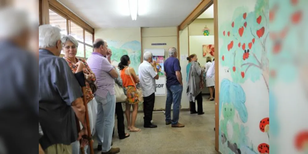 Imagem ilustrativa da imagem Ministro da saúde participa de 'Dia D' de vacinação contra gripe